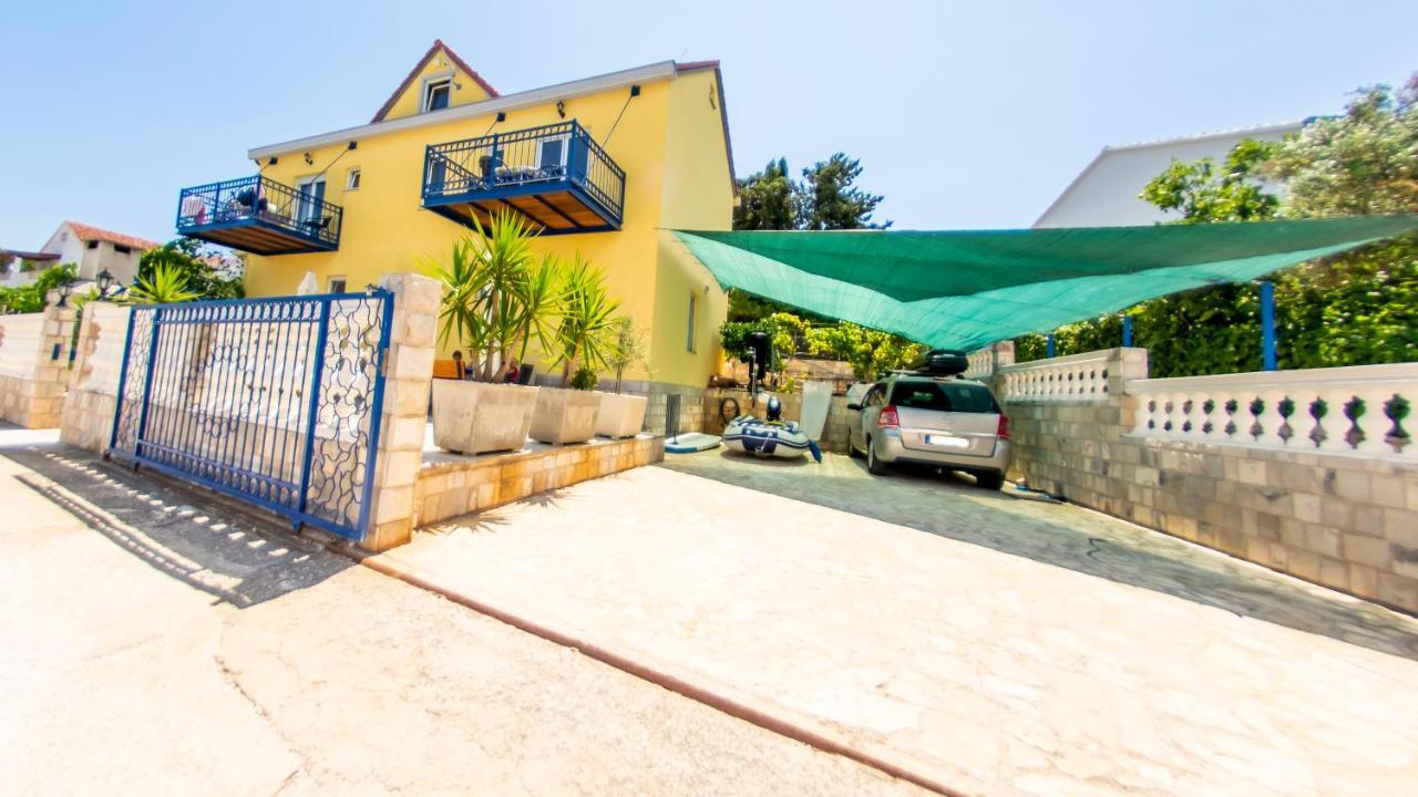 Planikovica Apartments Trogir Buitenkant foto