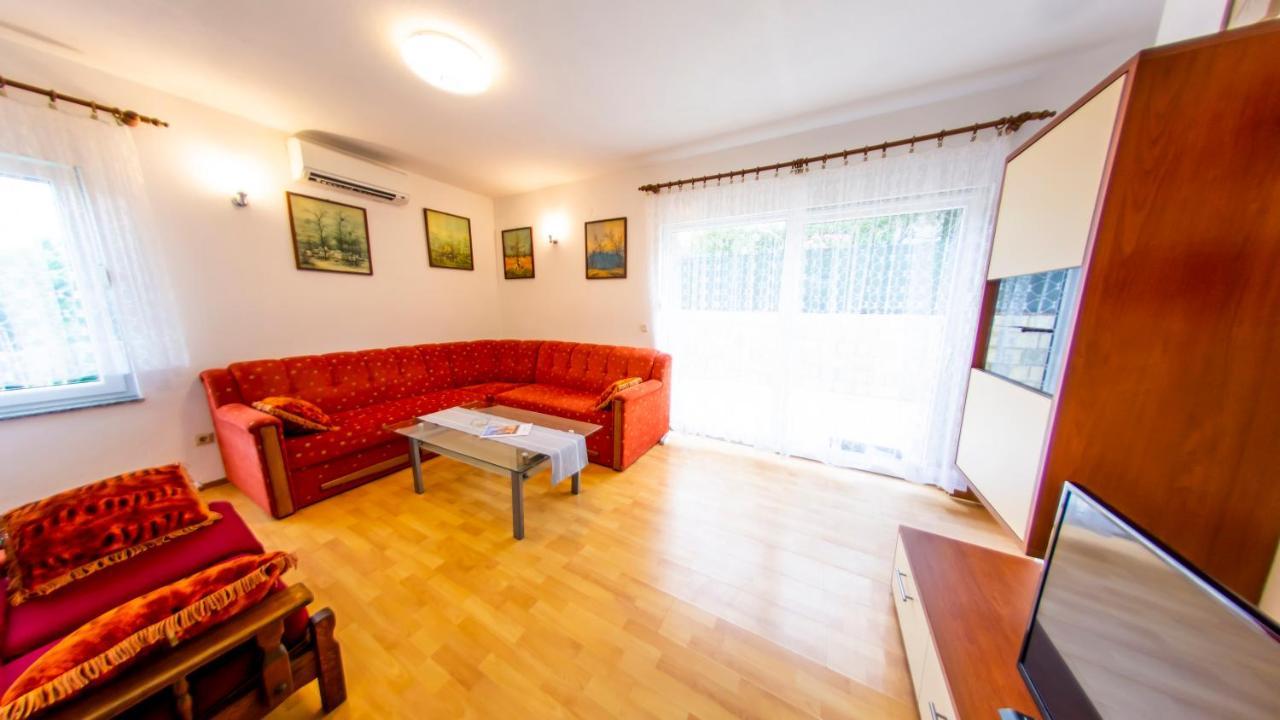 Planikovica Apartments Trogir Buitenkant foto