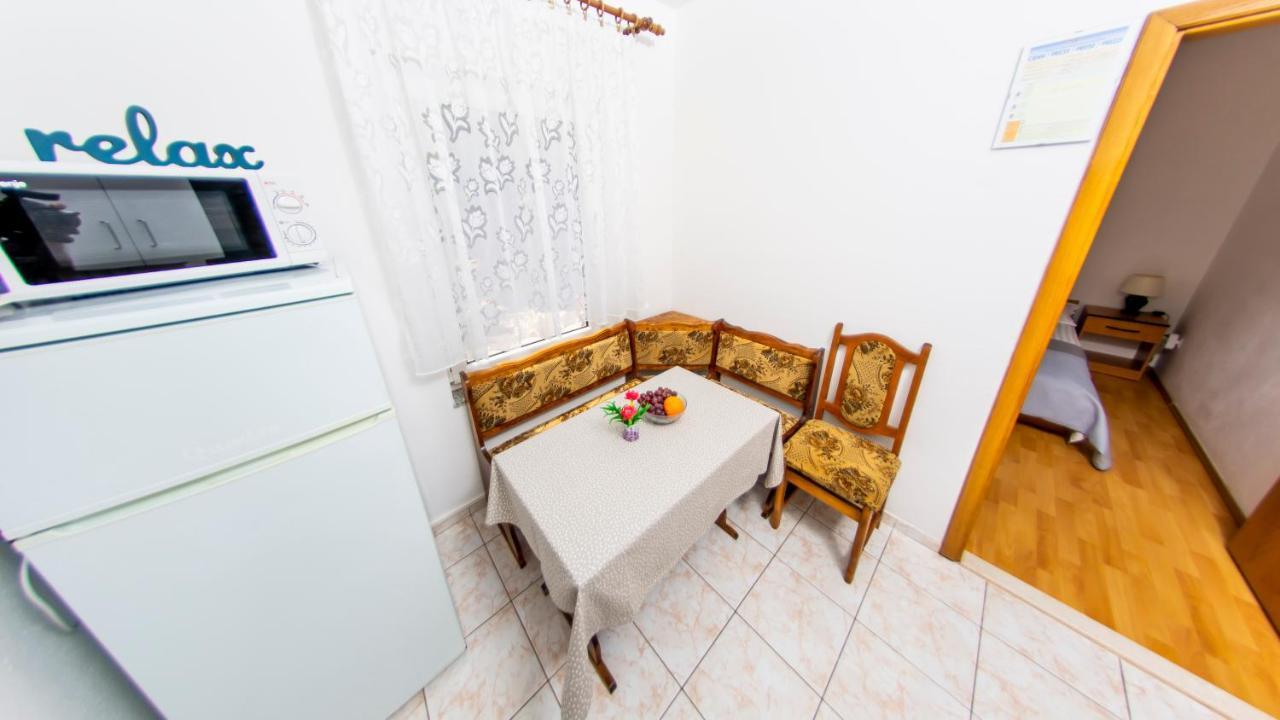 Planikovica Apartments Trogir Buitenkant foto