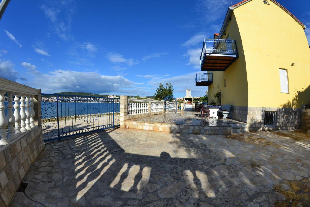 Planikovica Apartments Trogir Buitenkant foto
